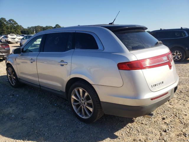 Photo 2 from auction – 2011 LINCOLN MKT with VIN 2LMHJ5AT2BBJ53437
