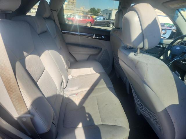 Photo 11 from auction – 2013 KIA SORENTO LX with VIN 5XYKT3A63DG404396