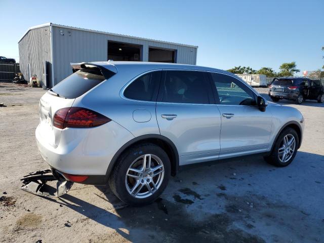Photo 3 from auction – 2012 PORSCHE CAYENNE with VIN WP1AA2A22CLA02444