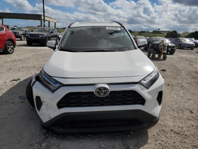 Photo 5 from auction – 2024 TOYOTA RAV4 XLE with VIN 2T3W1RFVXRC267641