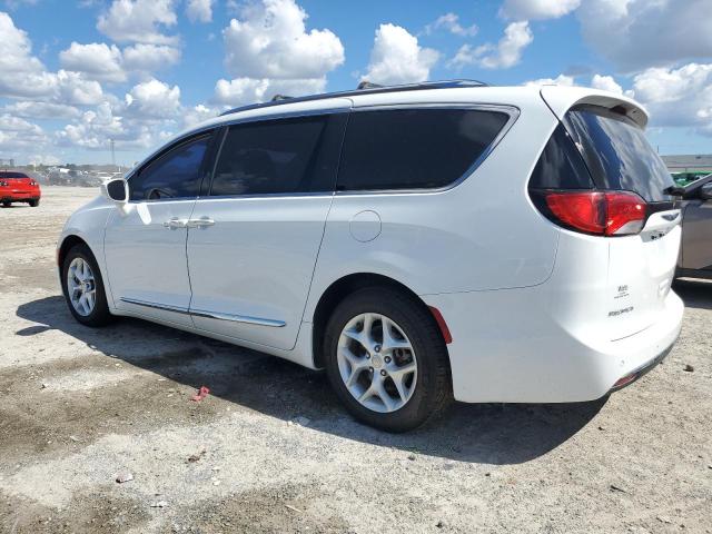 Photo 2 from auction – 2018 CHRY PACIFICA TOURING L PLUS with VIN 2C4RC1EG9JR237393