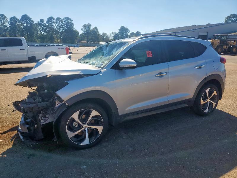 HYUNDAI TUCSON LIM 2016 with VIN KM8J33A27GU151249 - Photo from auction