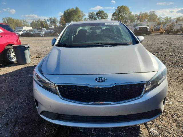 Photo 5 from auction – 2018 KIA FORTE LX with VIN 3KPFK4A79JE249476