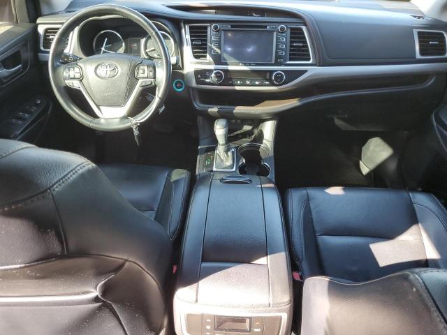 Photo 8 from auction – 2018 TOYOTA HIGHLANDER with VIN 5TDJZRFH2JS544168