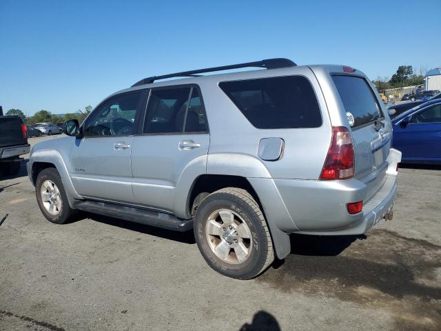 Photo 2 from auction – 2004 TOYOTA 4RUNNER SR with VIN JTEBU14R448012697