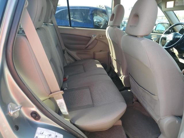 Photo 10 from auction – 2005 TOYOTA RAV4 with VIN JTEGD20V550077041