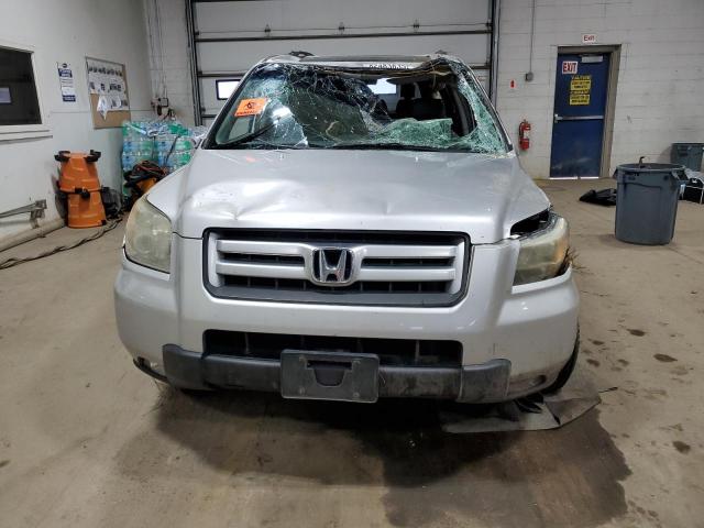 Photo 5 from auction – 2006 HONDA PILOT EX with VIN 2HKYF18596H558626