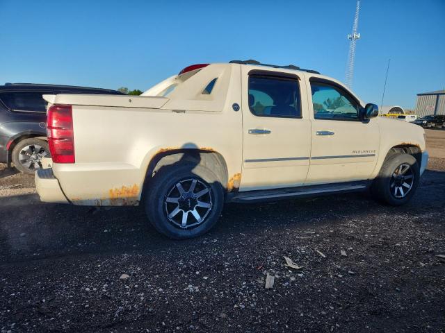 Photo 3 from auction – 2013 CHEVROLET AVALANCHE with VIN 3GNTKGE73DG293939