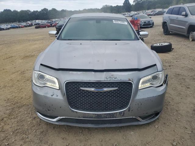 Photo 5 from auction – 2018 CHRYSLER 300 LIMITE with VIN 2C3CCAEGXJH193999