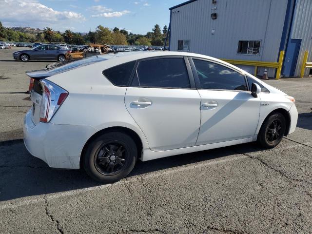 Photo 3 from auction – 2015 TOYOTA PRIUS with VIN JTDKN3DU4F0462840