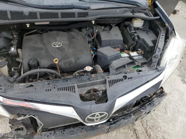 Photo 12 from auction – 2018 TOYOTA SIENNA L with VIN 5TDZZ3DC5JS962795