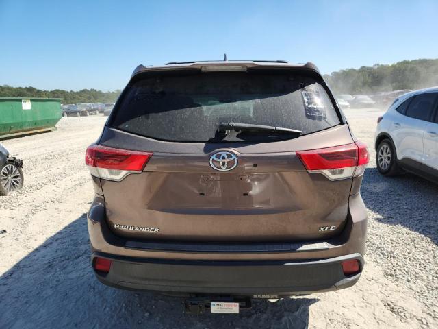 Photo 6 from auction – 2017 TOYOTA HIGHLANDER with VIN 5TDKZRFH7HS196916