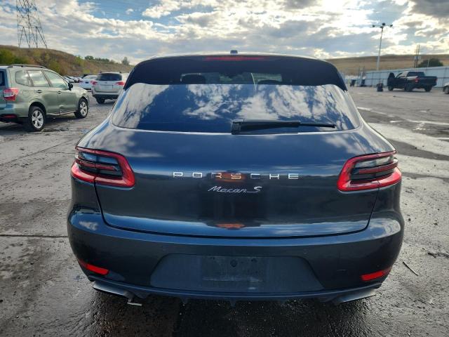 Photo 6 from auction – 2017 PORSCHE MACAN with VIN WP1AA2A52HLB04134