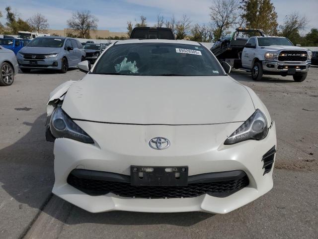 Photo 5 from auction – 2017 TOYOTA 86 with VIN JF1ZNAA19H9700148
