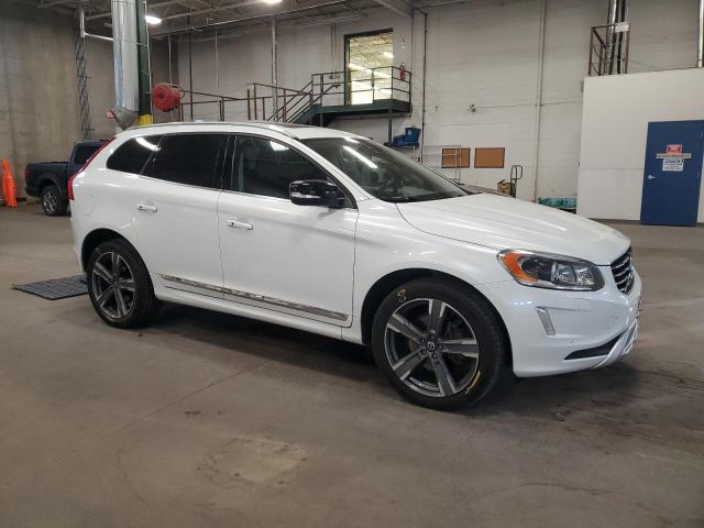 Photo 4 from auction – 2017 VOLVO XC60 T6 DYNAMIC with VIN YV449MRR9H2190958