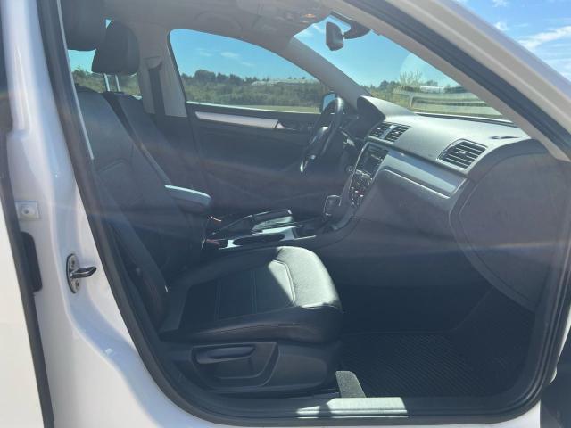 Photo 5 from auction – 2013 VOLKSWAGEN PASSAT SE with VIN 1VWBN7A35DC101239