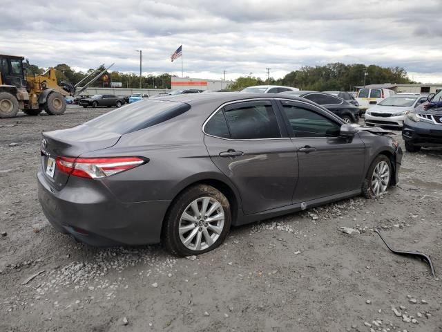 Photo 3 from auction – 2018 TOYOTA CAMRY L with VIN 4T1B11HK9JU650355