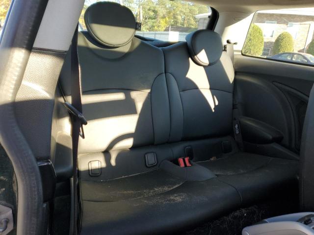 Photo 10 from auction – 2010 MINI COOPER with VIN WMWMF3C5XATZ64904