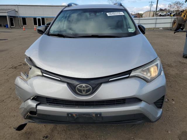 صورة رقم 5 من المزاد - 2017 TOYOTA RAV4 LE مع VIN 2T3BFREV1HW609752