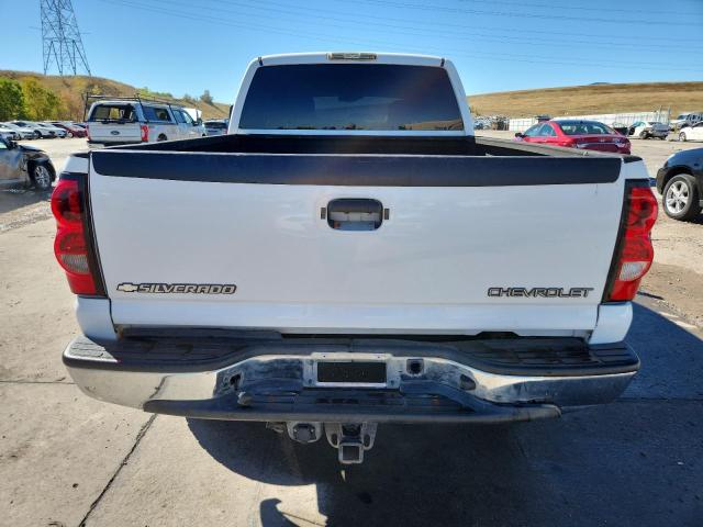 Photo 6 from auction – 2004 CHEVROLET SILVERADO with VIN 1GCHK29134E157468