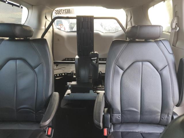 Photo 10 from auction – 2019 CHRYSLER PACIFICA TOURING L with VIN 2C4RC1BG2KR537153