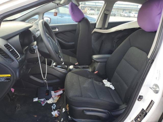 Photo 7 from auction – 2017 KIA FORTE LX with VIN 3KPFK4A73HE101382