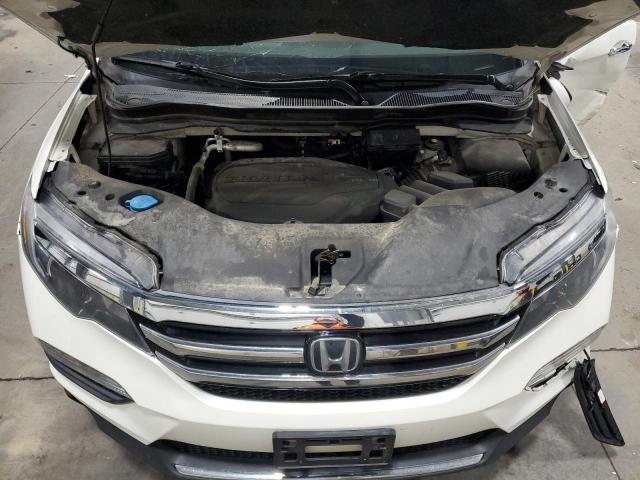 Photo 12 from auction – 2017 HONDA PILOT TOUR with VIN 5FNYF6H94HB102051