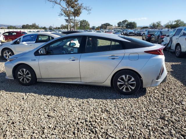 Photo 2 from auction – 2019 TOYOTA PRIUS PRIM with VIN JTDKARFP2K3111665