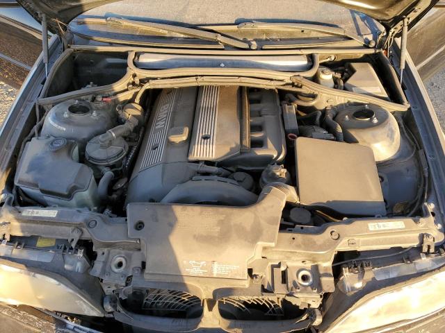 Photo 11 from auction – 2004 BMW 330 CI with VIN WBABD53434PL12137