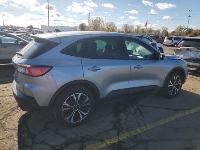 Photo 3 from auction – 2022 FORD ESCAPE with VIN 1FMCU9G68NUB91937