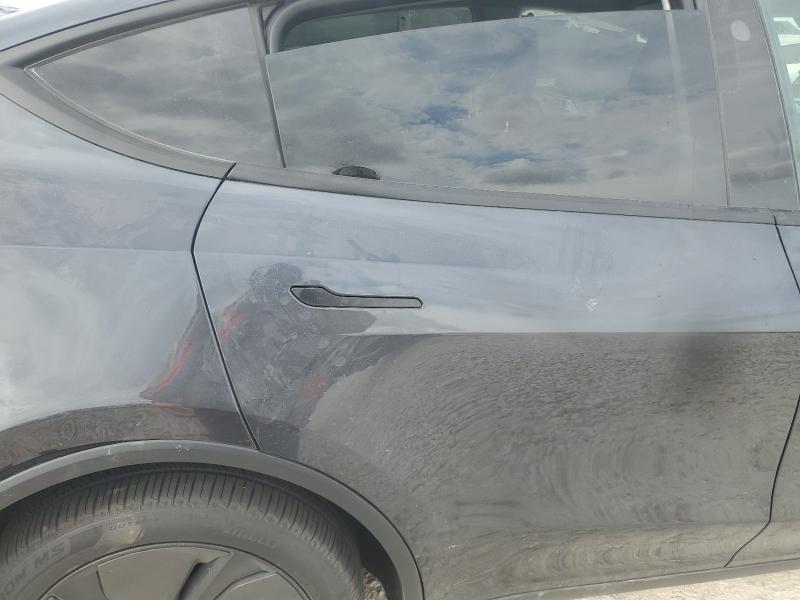 Photo 10 from auction – 2026 TESLA MODEL Y with VIN 7SAYGDEE4TA395686