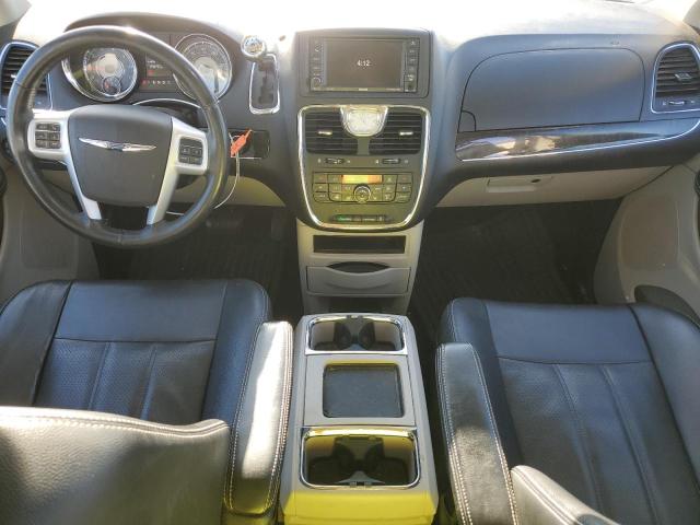 Photo 8 from auction – 2014 CHRYSLER TOWN & COU with VIN 2C4RC1CG4ER374332