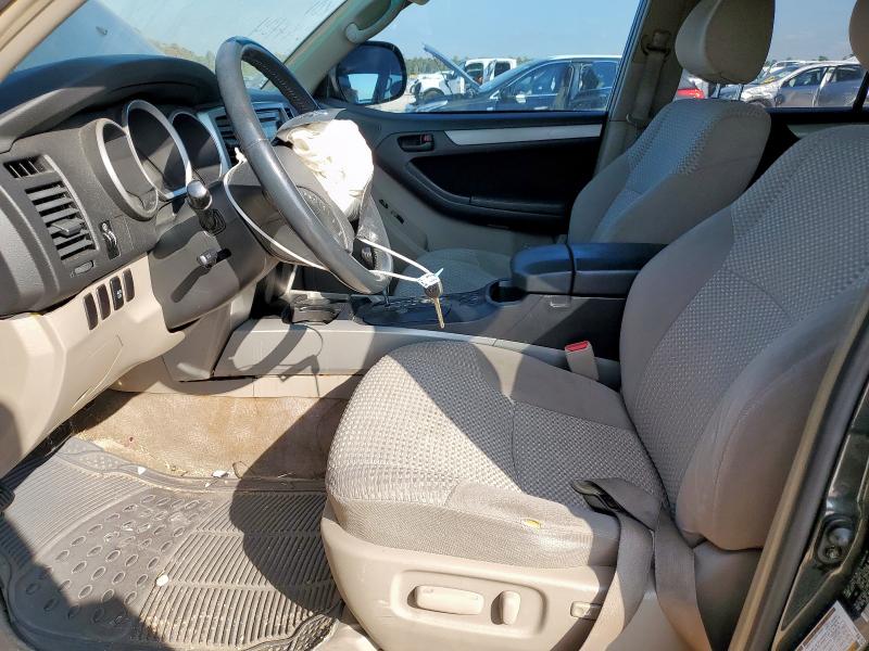 Photo 7 from auction – 2006 TOYOTA 4RUNNER SR with VIN JTEZU14R960074404