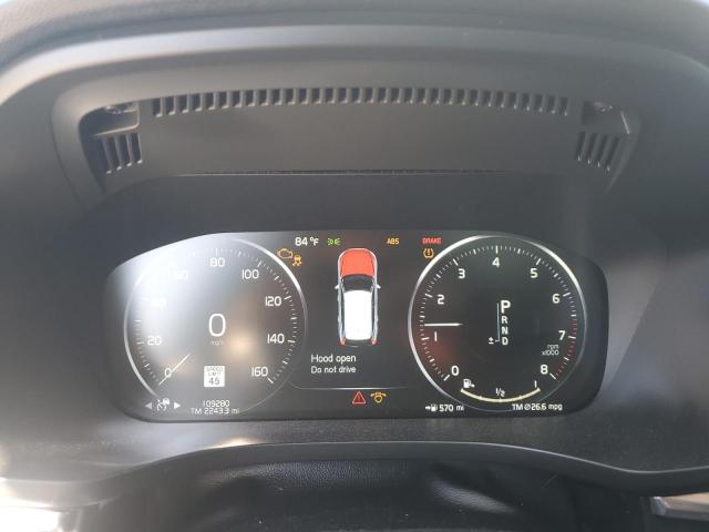 Photo 9 from auction – 2020 VOLVO XC60 T5 MO with VIN YV4102DK3L1531832