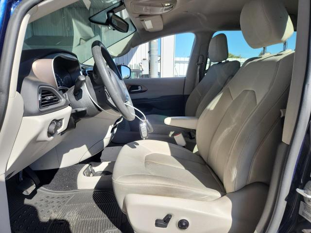 Photo 7 from auction – 2017 CHRYSLER PACIFICA T with VIN 2C4RC1DG7HR520659
