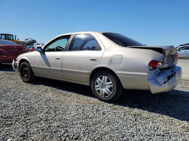 Photo 2 from auction – 2000 TOYOTA CAMRY LE with VIN 4T1BF22K4YU940030