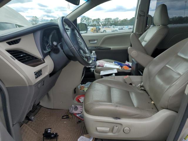 Photo 7 from auction – 2017 TOYOTA SIENNA XLE with VIN 5TDYZ3DC8HS776335