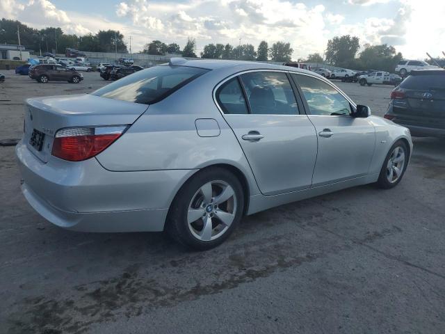 Foto 3 de la subasta – 2007 BMW 525 I con VIN WBANE53527CW66049