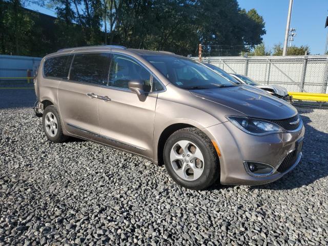 Photo 4 from auction – 2017 CHRYSLER PACIFICA T with VIN 2C4RC1EG2HR622367