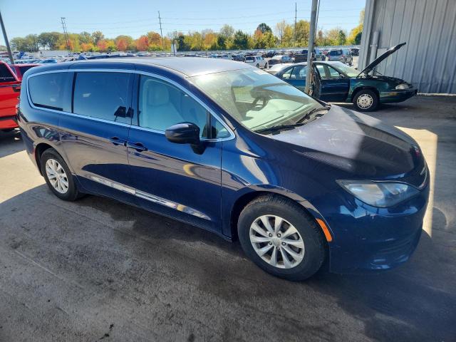 Photo 4 from auction – 2017 CHRYSLER PACIFICA T with VIN 2C4RC1DG7HR520659
