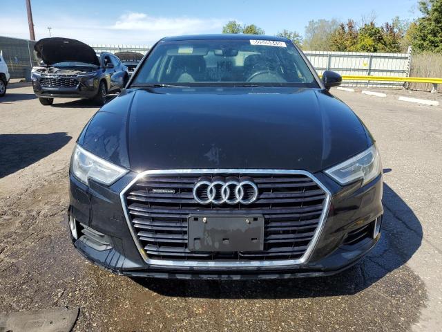 صورة رقم 5 من المزاد - 2018 AUDI A3 PREMIUM مع VIN WAUB8GFF0J1035197