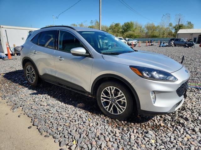 Photo 4 from auction – 2020 FORD ESCAPE SEL with VIN 1FMCU0H6XLUA76893