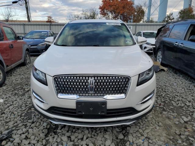 Photo 5 from auction – 2019 LINCOLN MKC RESERV with VIN 5LMCJ3D94KUL48389