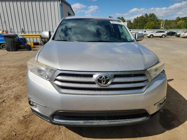 Photo 5 from auction – 2013 TOYOTA HIGHLANDER with VIN 5TDDK3EH2DS219802