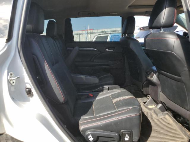 Photo 11 from auction – 2019 TOYOTA HIGHLANDER with VIN 5TDJZRFH2KS602927