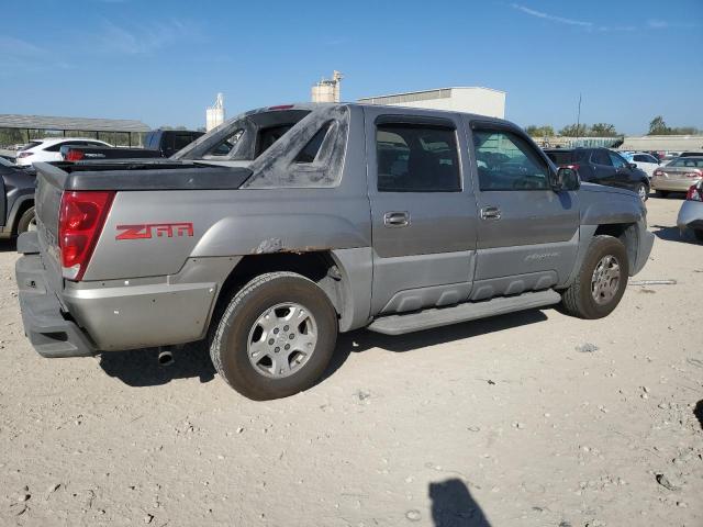 Photo 3 from auction – 2002 CHEVROLET AVALANCHE with VIN 3GNEC13T92G148307