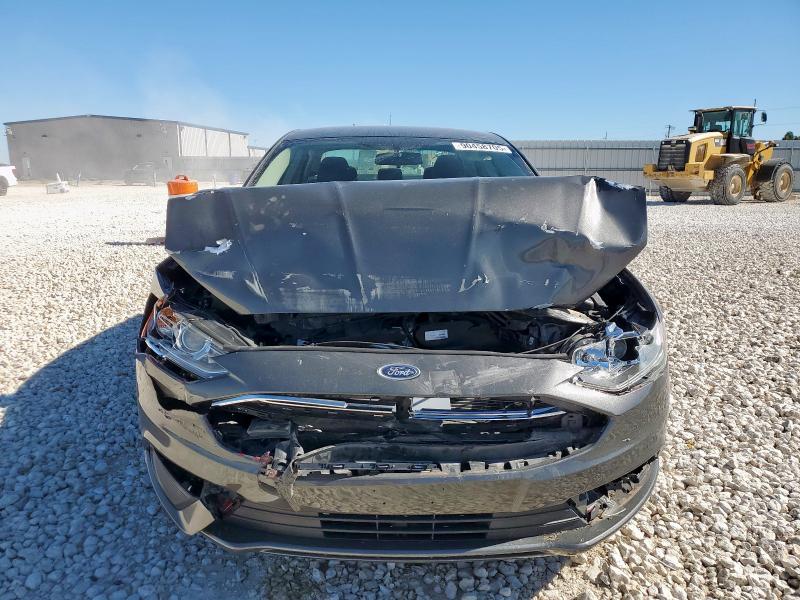 Photo 5 from auction – 2017 FORD FUSION SE with VIN 3FA6P0HD3HR273402