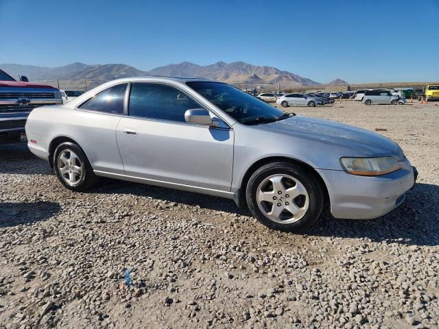 Photo 4 from auction – 2000 HONDA ACCORD EX with VIN 1HGCG2252YA044019