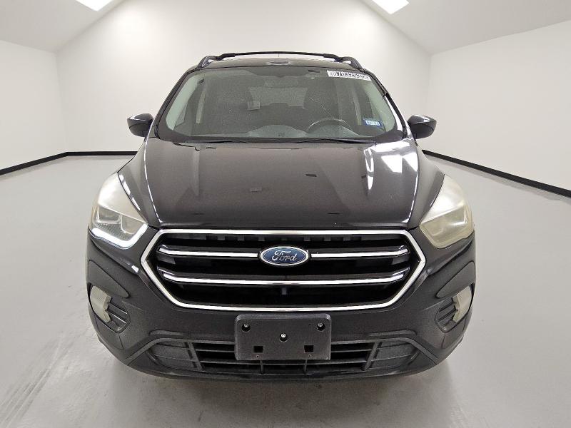 Photo 5 from auction – 2017 FORD ESCAPE SE with VIN 1FMCU0G95HUE30032