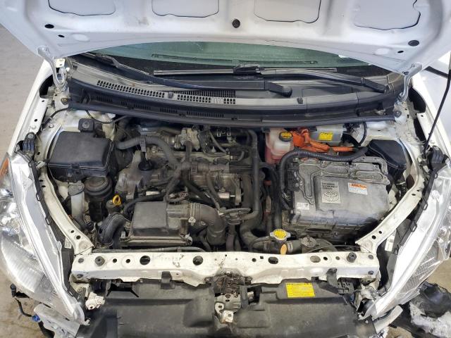 Photo 11 from auction – 2012 TOYOTA PRIUS C with VIN JTDKDTB3XC1504835
